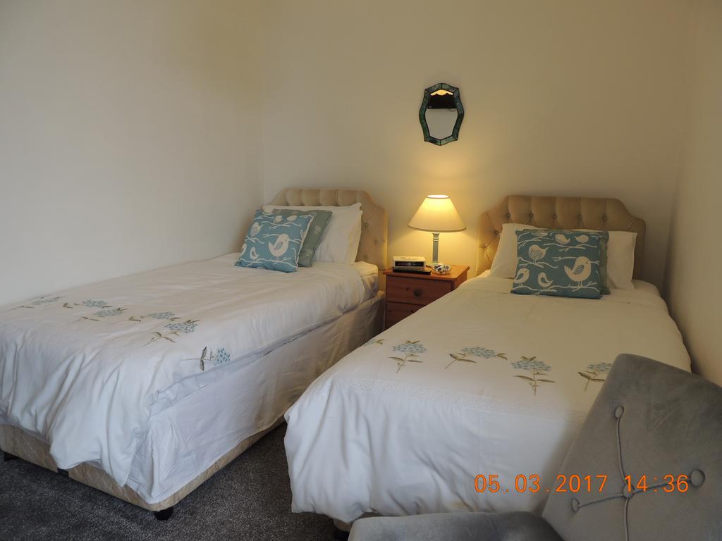 לינמאות' Orchard House Hotel מראה חיצוני תמונה